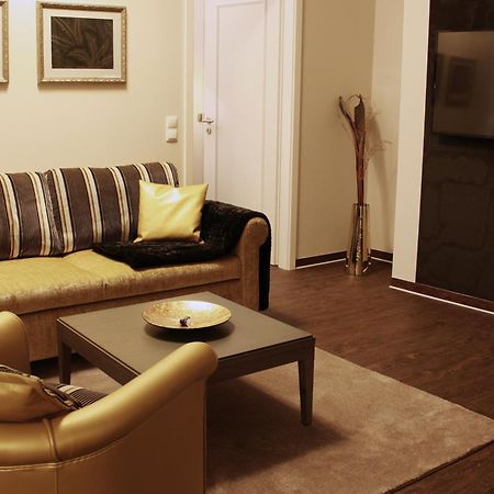 Mr.& Mrs. President Apartment Erfurt Bagian luar foto