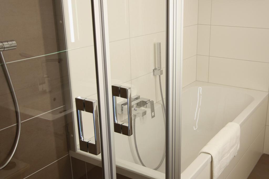 Mr.& Mrs. President Apartment Erfurt Bagian luar foto