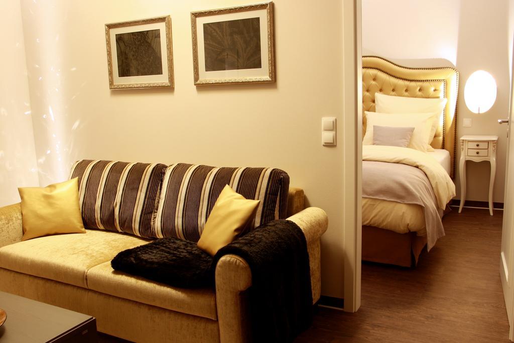 Mr.& Mrs. President Apartment Erfurt Bagian luar foto